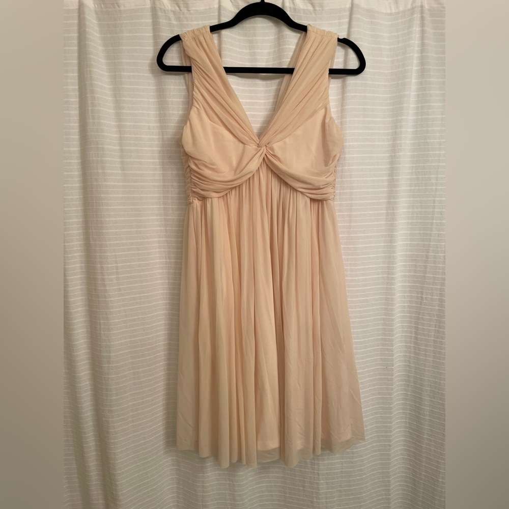 NWT ASOS DESIGN Maternity Dress in Cream chiffon